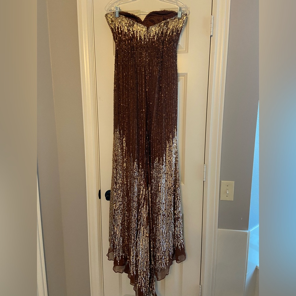 Gorgeous strapless dress for pageants, prom or formal occasion! - Picture 2 of 3